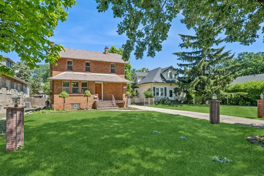 192 Waubansee Road, Riverside, IL 60546 - #2