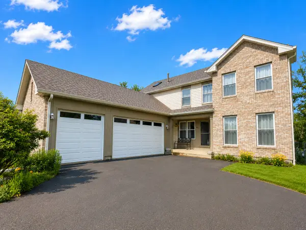 81 Misty Hill Lane, Hainesville, IL 60030