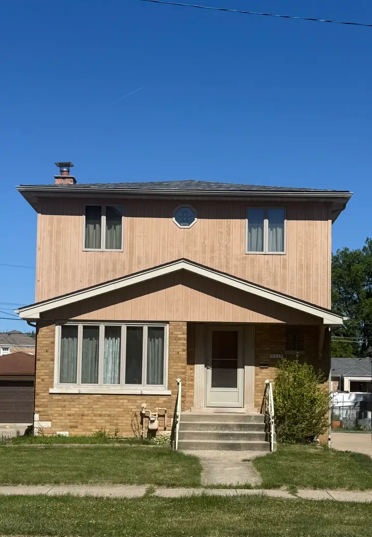 10439 S Albany Avenue, Chicago, IL 60655 - #1