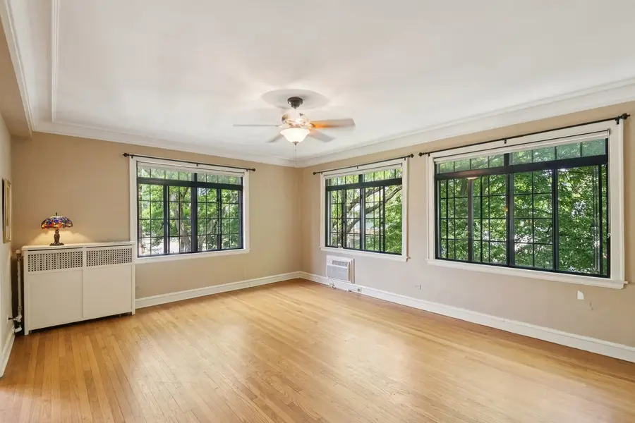 724 Noyes Street #F2, Evanston, IL 60201 - #3