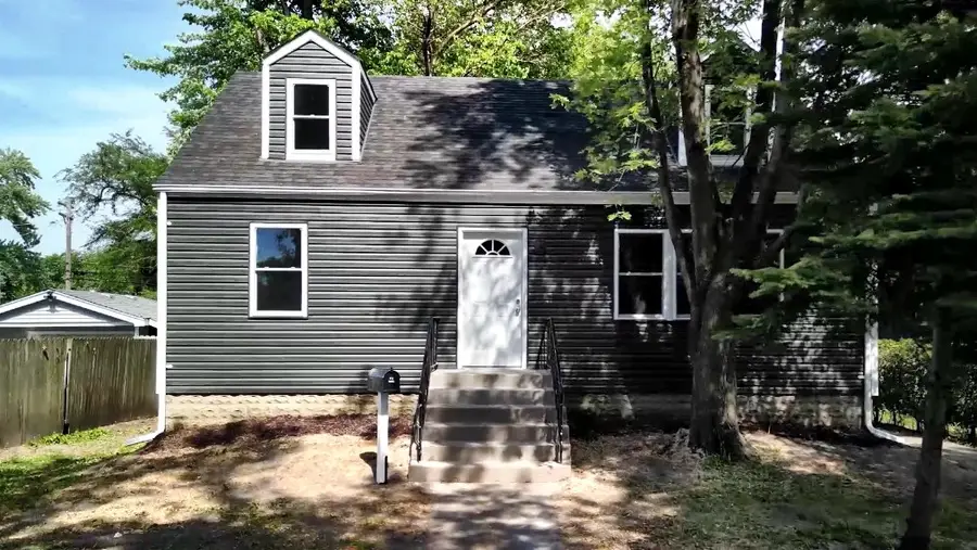 9139 Tulley Avenue, Oak Lawn, IL 60453 - #2