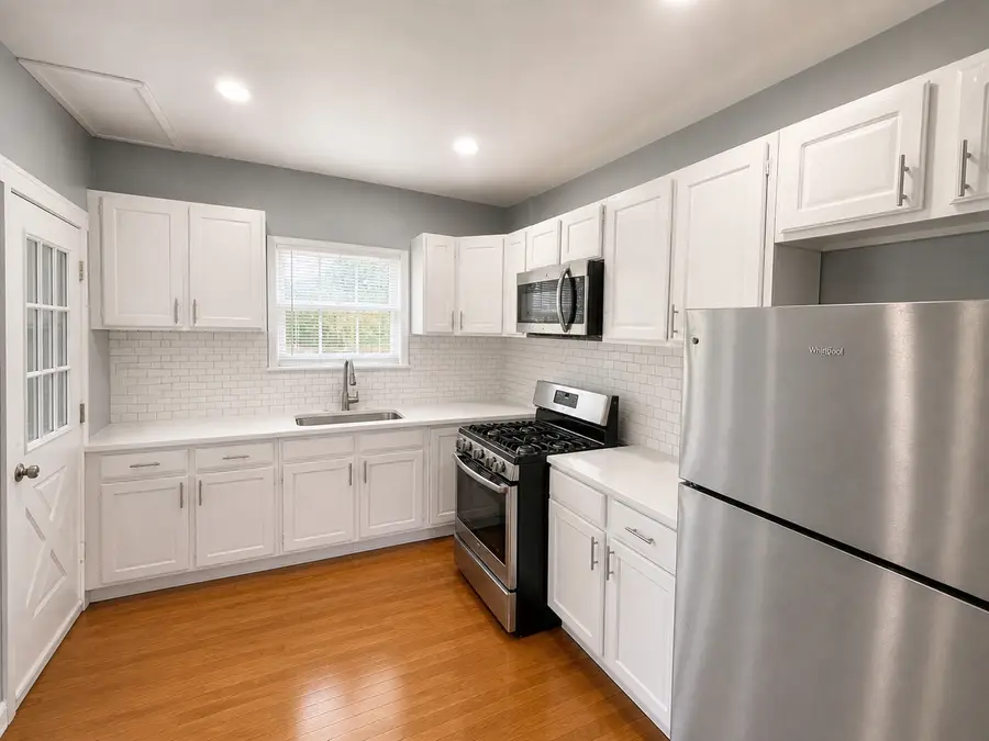 1527 Brookside Avenue, Waukegan, IL 60085 - #3