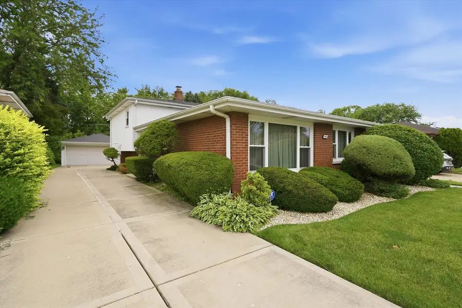 16955 S Bernardine Street, Lansing, IL 60438 - #2