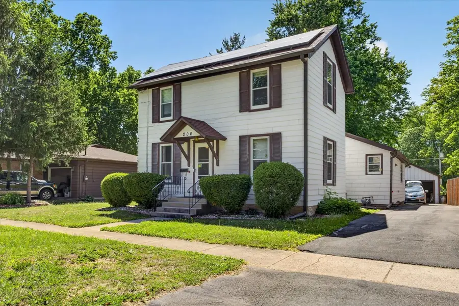 206 N 6th Street, Oregon, IL 61061 - #3