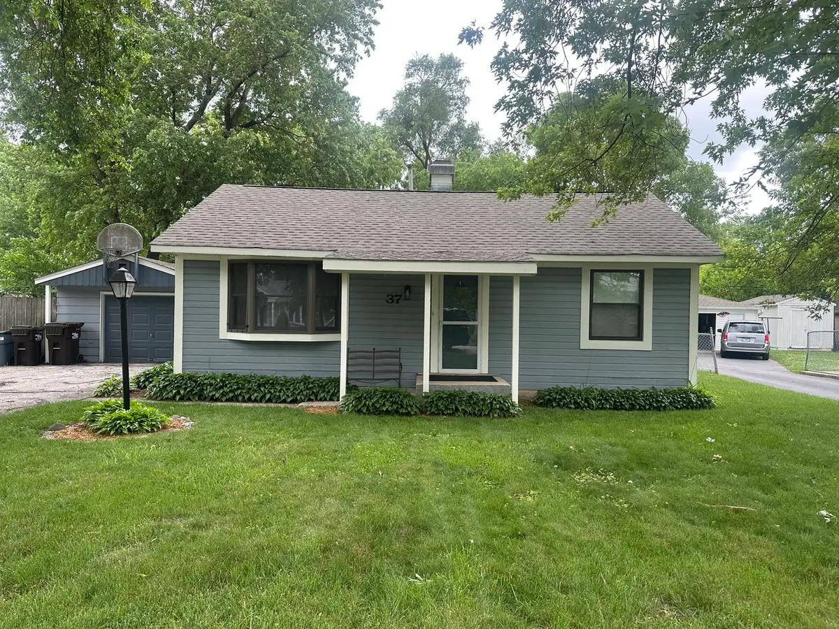 37 S Heather Drive, Crystal Lake, IL 60014 - #1