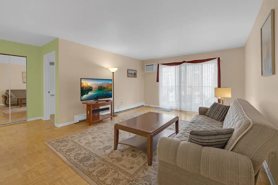 8905 Knight Avenue #208, Des Plaines, IL 60016 - #2