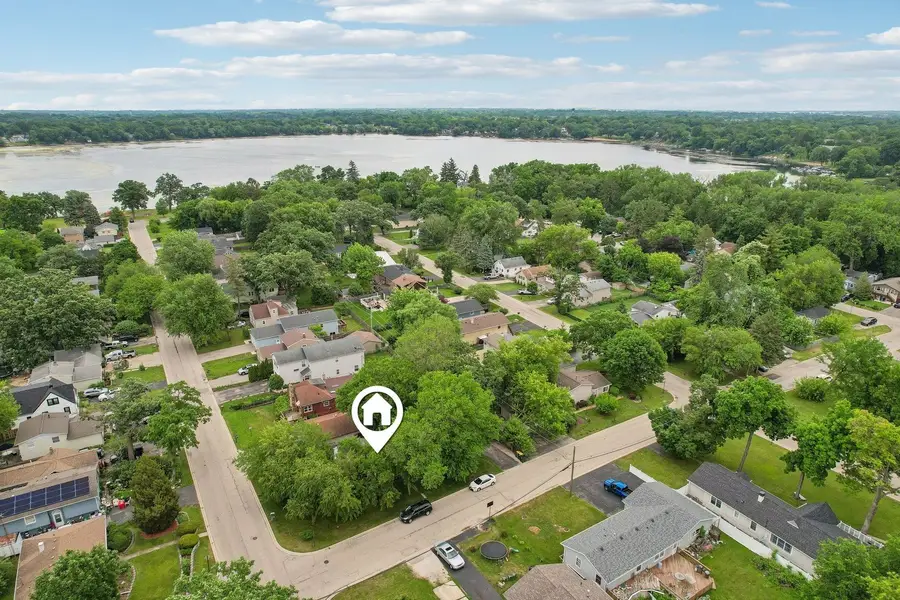 121 Beachview Drive, Round Lake Beach, IL 60073 - #2