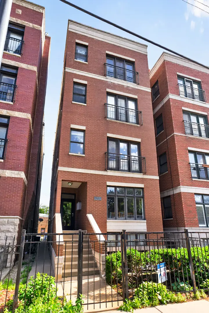 2633 W Belmont Avenue #2, Chicago, IL 60618 - #2