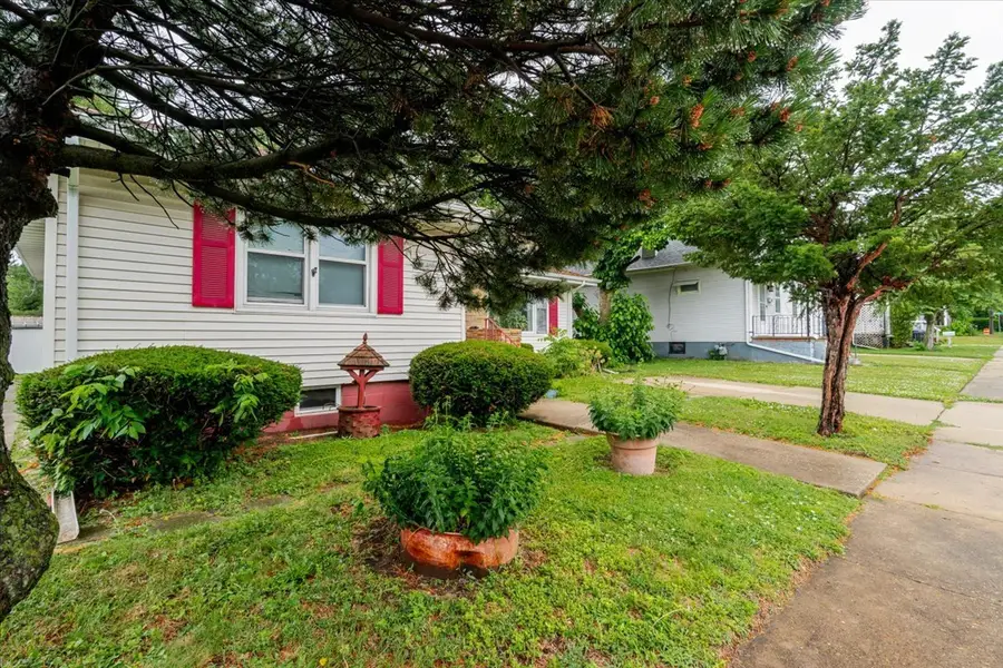 1409 1/2 Mulberry Street, Bloomington, IL 61701 - #2