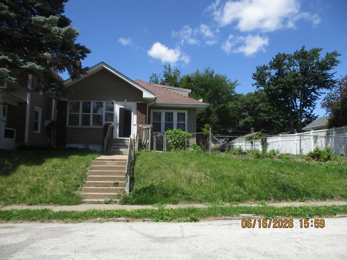2624 Leclaire Street, Davenport, IA 52803 - #1