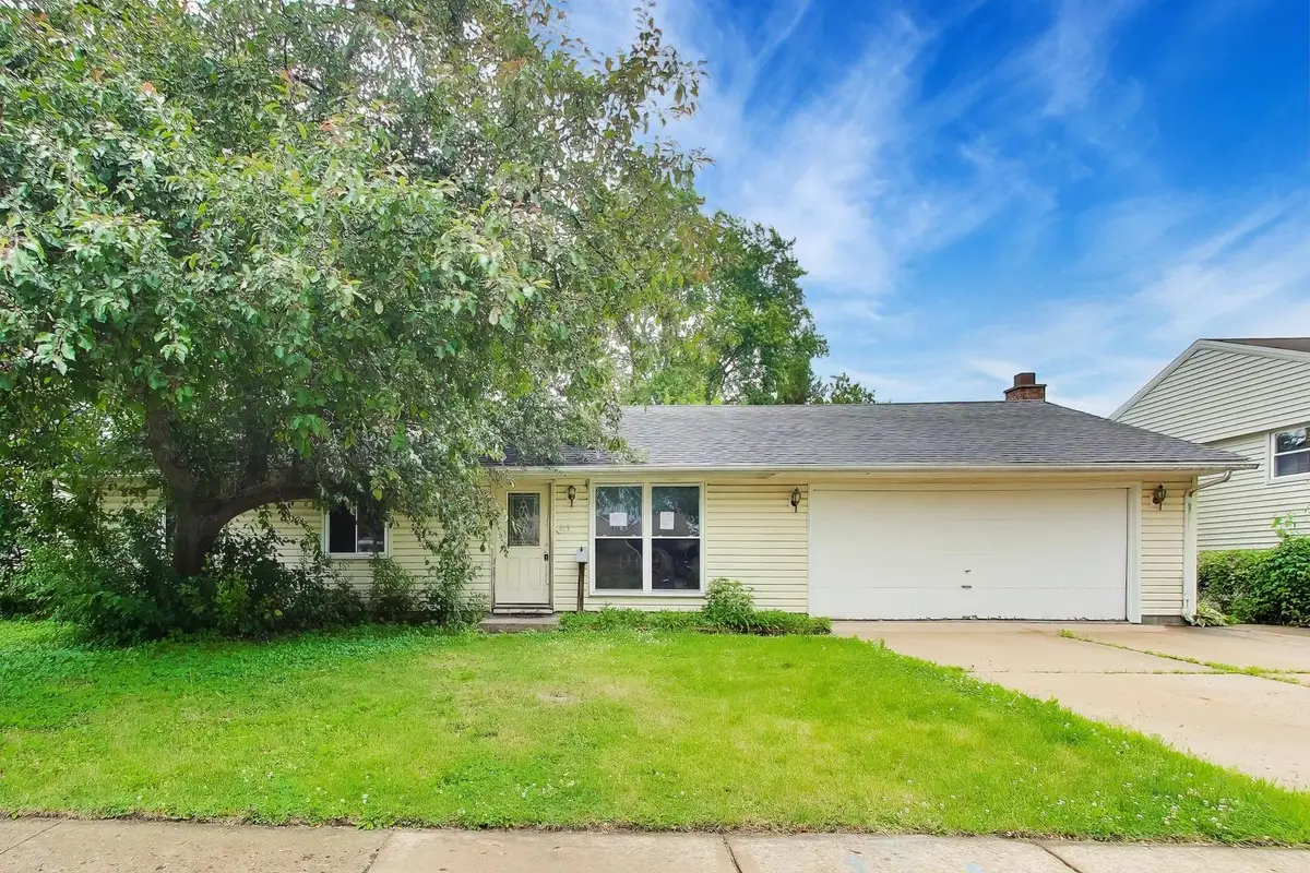 619 Parkside Circle, Streamwood, IL 60107 - #1