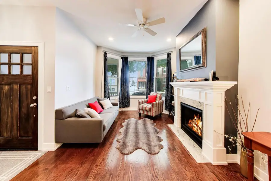 2245 W Melrose Street, Chicago, IL 60618 - #2
