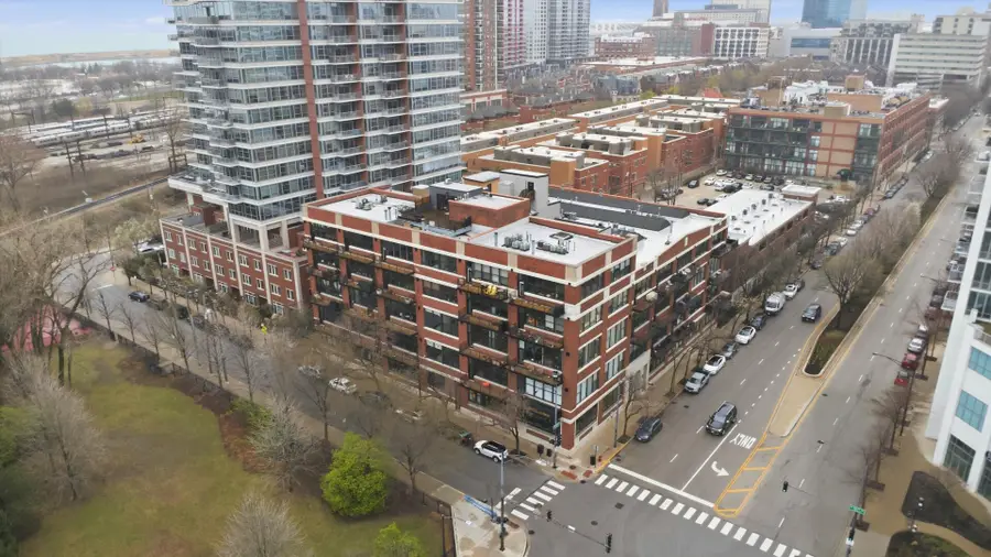 1601 S Indiana Avenue #212, Chicago, IL 60616 - #2