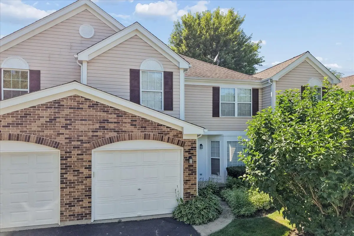 855 W Saratoga Circle, Island Lake, IL 60042 - #1