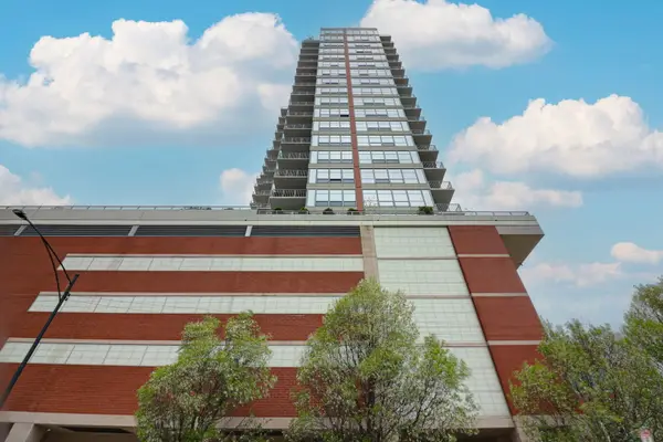 1600 S Prairie Avenue #2106, Chicago, IL 60616