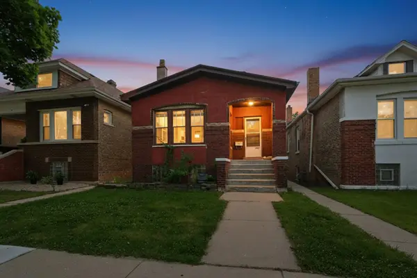 2409 S 61st Avenue, Cicero, IL 60804