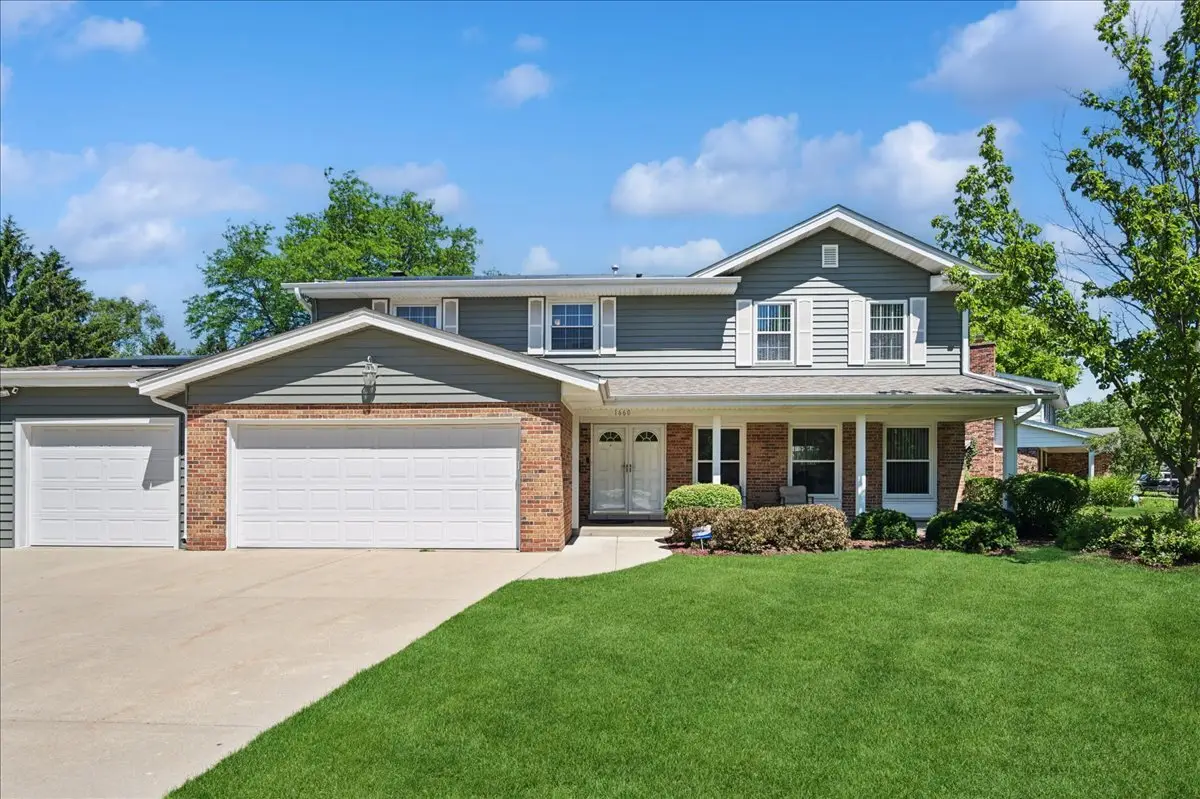 1660 Clavinia Avenue, Deerfield, IL 60015 - #1