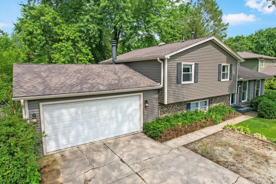11S556 Book Road, Naperville, IL 60564 - #3