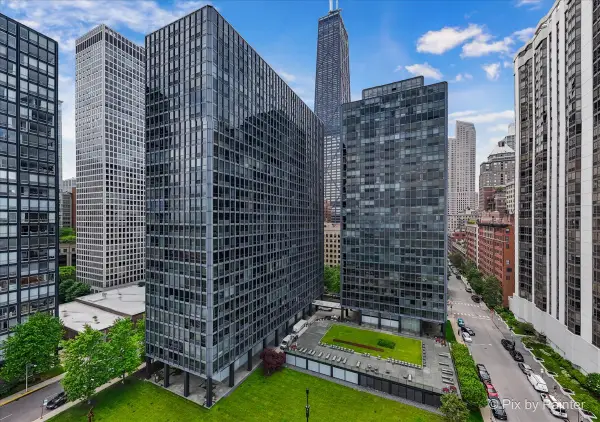 900 N Lake Shore Drive #2303, Chicago, IL 60611