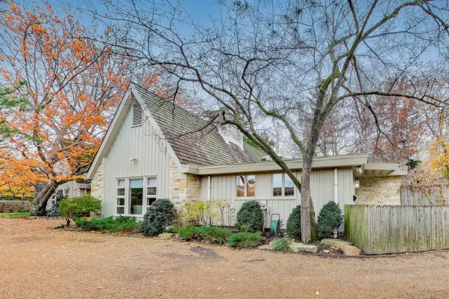 42 Woodley Road, Winnetka, IL 60093 - #2