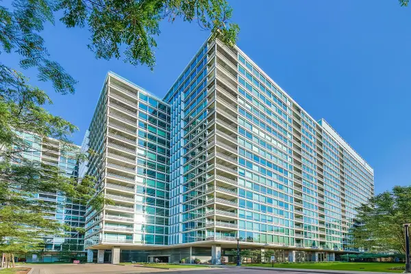 9715 Woods Drive #1403, Skokie, IL 60077