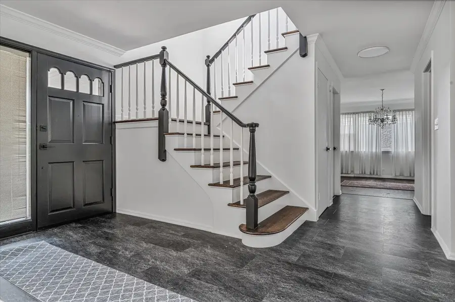 412 Lavergne Avenue, Wilmette, IL 60091 - #3