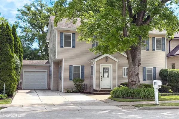 271 9th Street, Wheeling, IL 60090