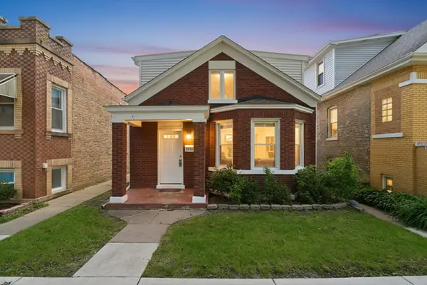 2715 Harvey Avenue, Berwyn, IL 60402