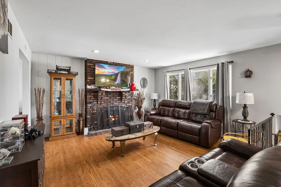 356 W Park Avenue, Addison, IL 60101 - #3