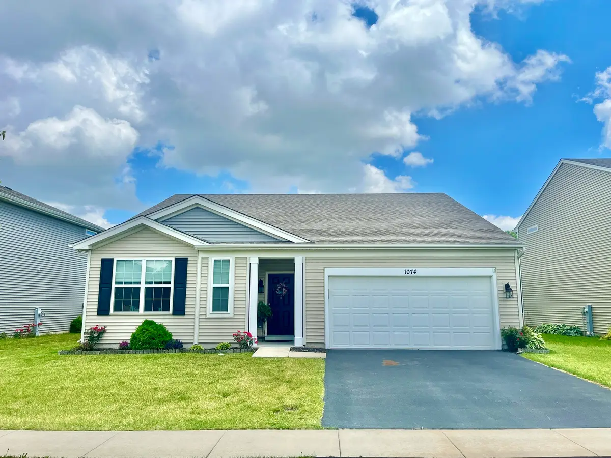 1074 Chestnut Drive, Pingree Grove, IL 60140 - #1