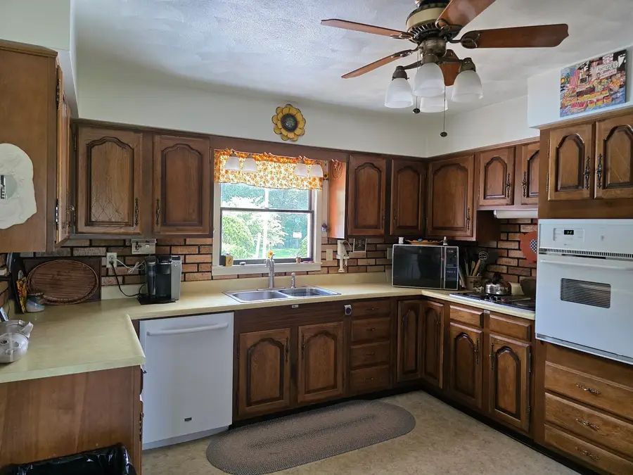 7289 N 2300th Avenue, Geneseo, IL 61254 - #3