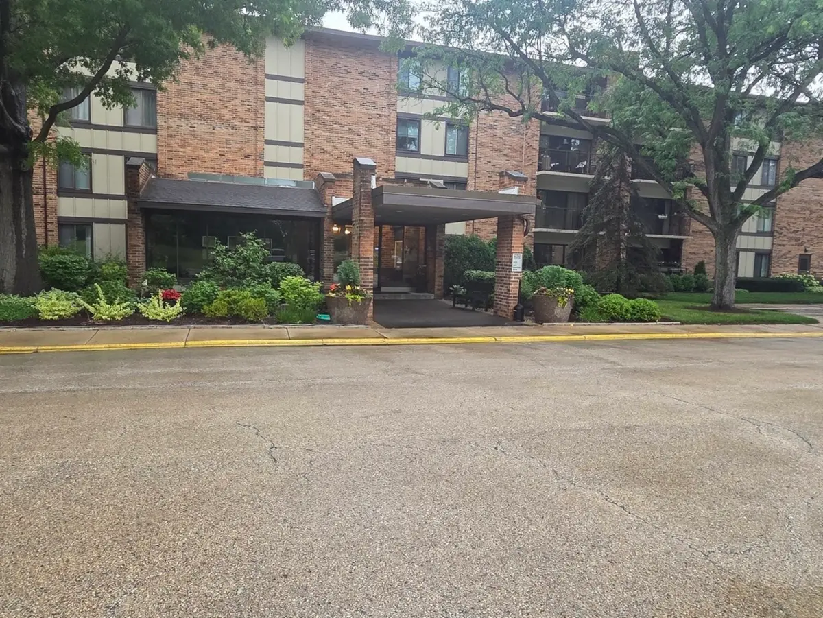 301 Lake Hinsdale Drive #108, Willowbrook, IL 60527 - #1