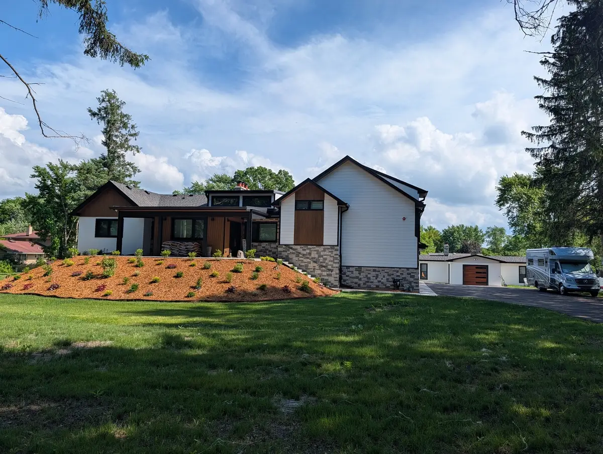 675 W Gilbert Road, Palatine, IL 60067 - #1