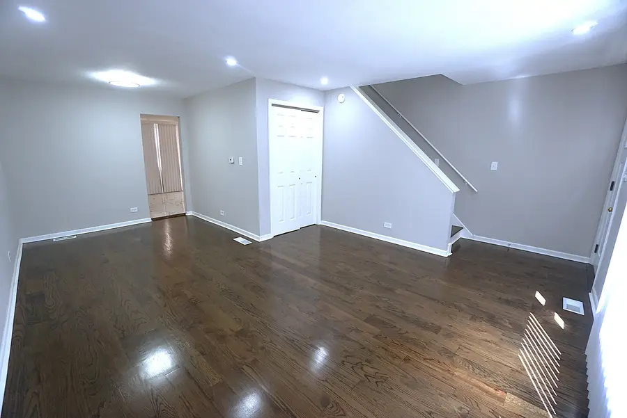 6122 N Winthrop Avenue #B, Chicago, IL 60660 - #2