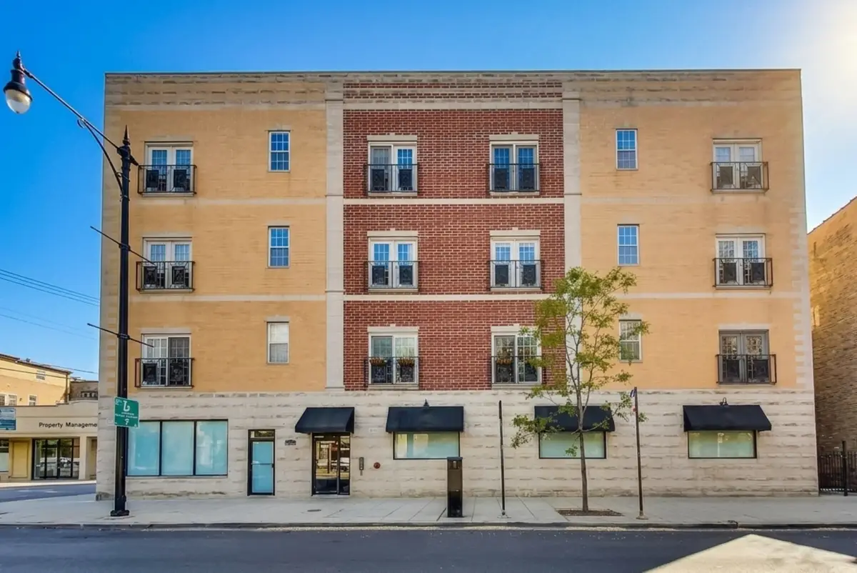3231 W Fullerton Avenue #3W, Chicago, IL 60647 - #1