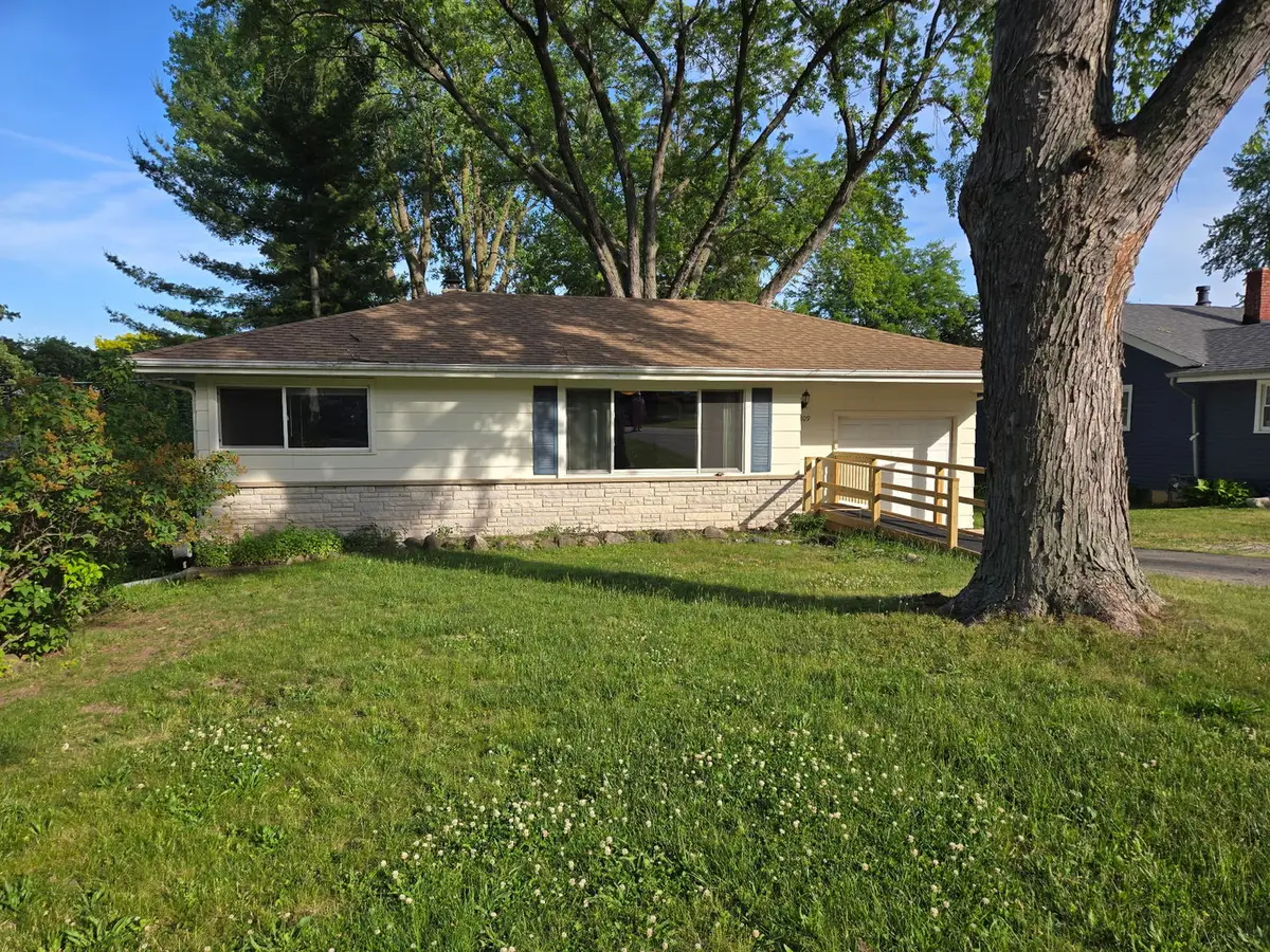 4209 Ponca Street, McHenry, IL 60050 - #1