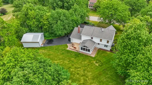 9901 Fox Bluff Lane, Spring Grove, IL 60081