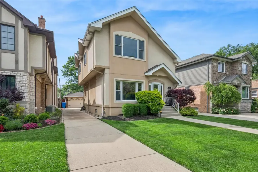 5858 N Luna Avenue, Chicago, IL 60646 - #2