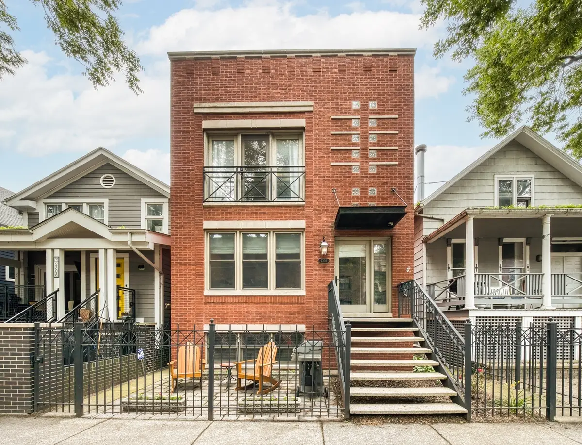 2708 N Wilton Avenue, Chicago, IL 60614 - #1