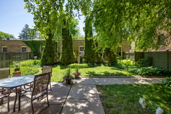 1324 Central Street #1E, Evanston, IL 60201