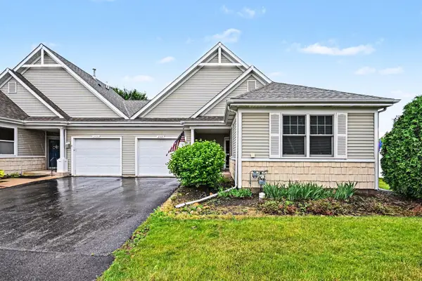2559 Oak Park Court, Crest Hill, IL 60403
