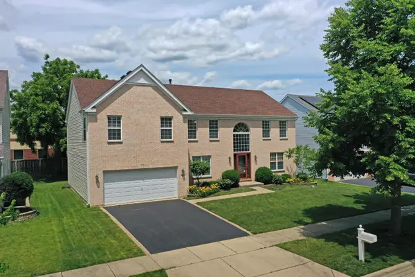 810 Vera Lane, Wheeling, IL 60090