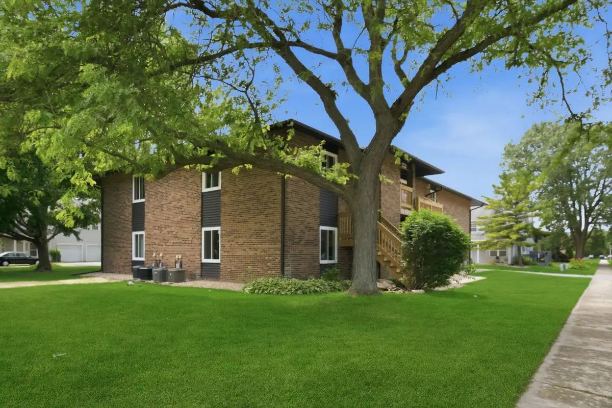 19403 Oakwood Avenue #19403, Country Club Hills, IL 60478 - #1