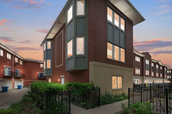2403 W 32nd Place, Chicago, IL 60608