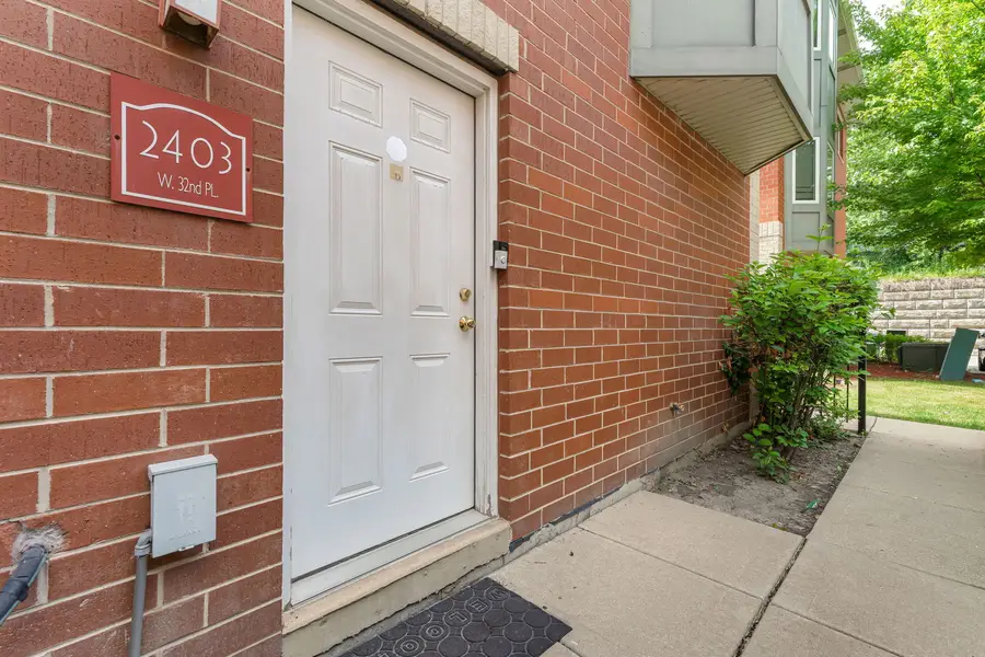 2403 W 32nd Place, Chicago, IL 60608 - #3