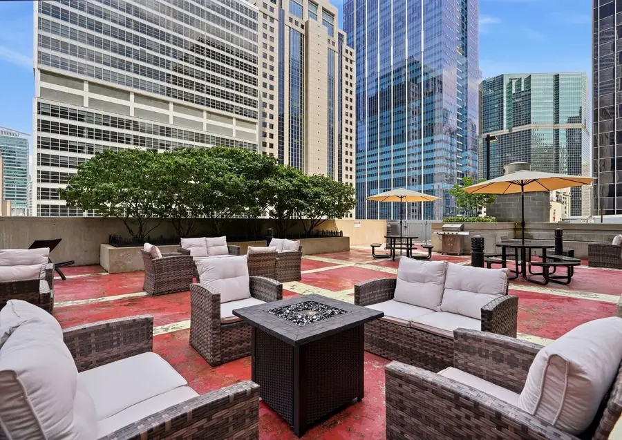 212 W Washington Street #1707, Chicago, IL 60606 - #2