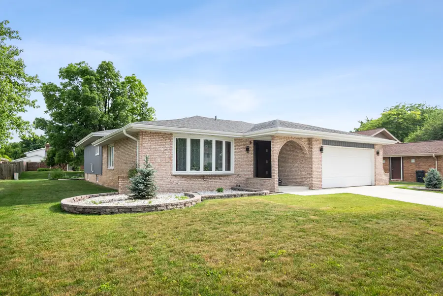 11853 Chisholm Trail, Orland Park, IL 60467 - #2