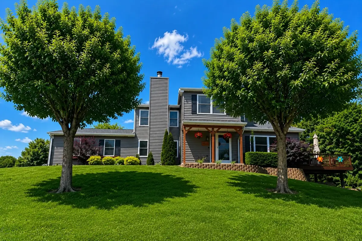 4322 W Lombard Street, Davenport, IA 52804 - #1