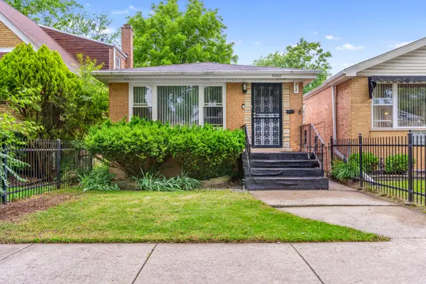 9042 S Ellis Avenue, Chicago, IL 60619