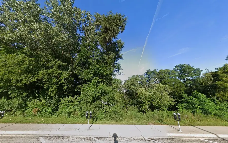 180 S County Street, Waukegan, IL 60085 - #2